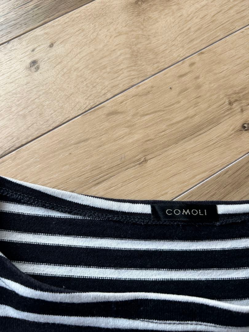 廃盤　希少　19ss COMOLIコモリ　ボーダーボートネック　ノワールエクリュ