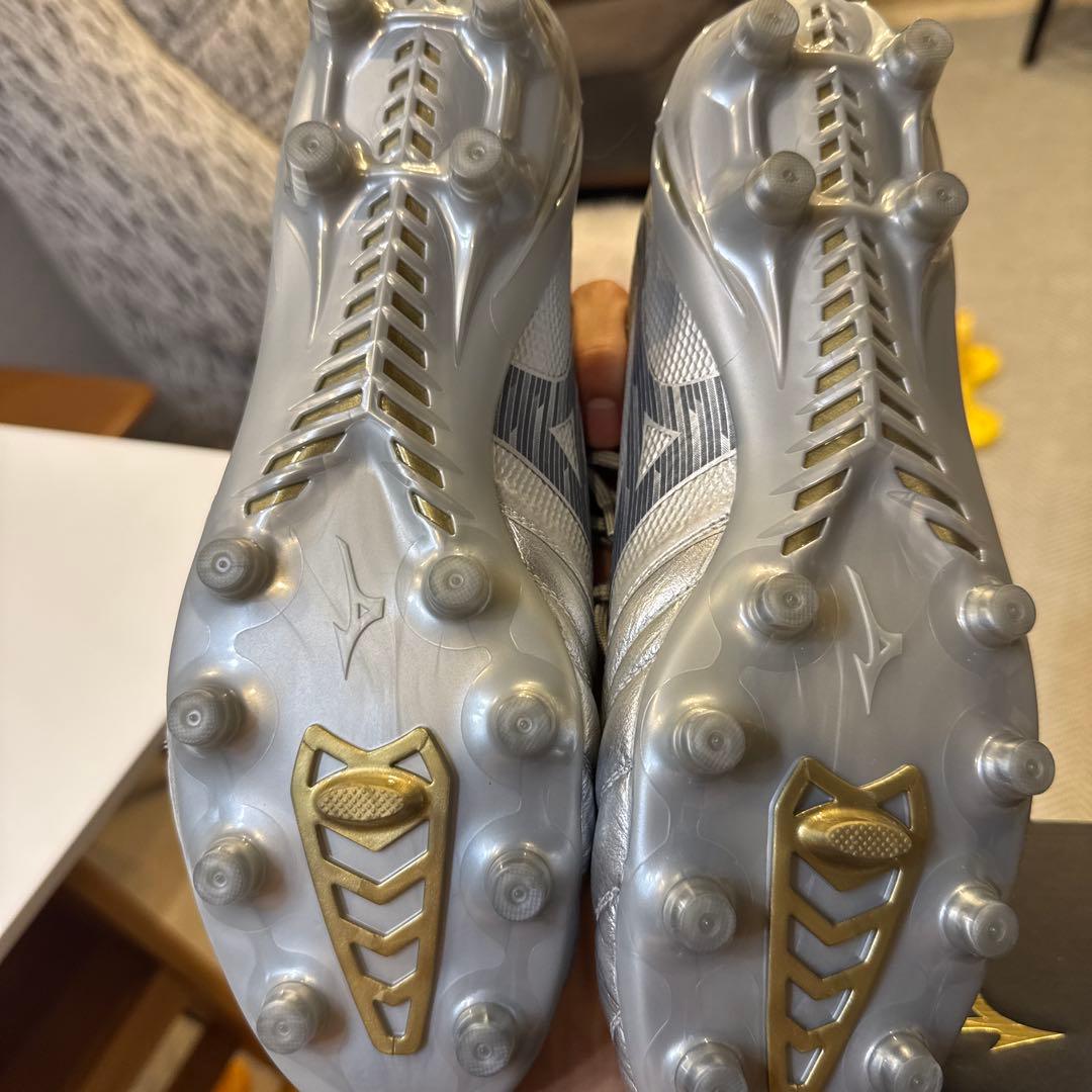 Mizuno Morelia Neo サッカーシューズ シルバー
