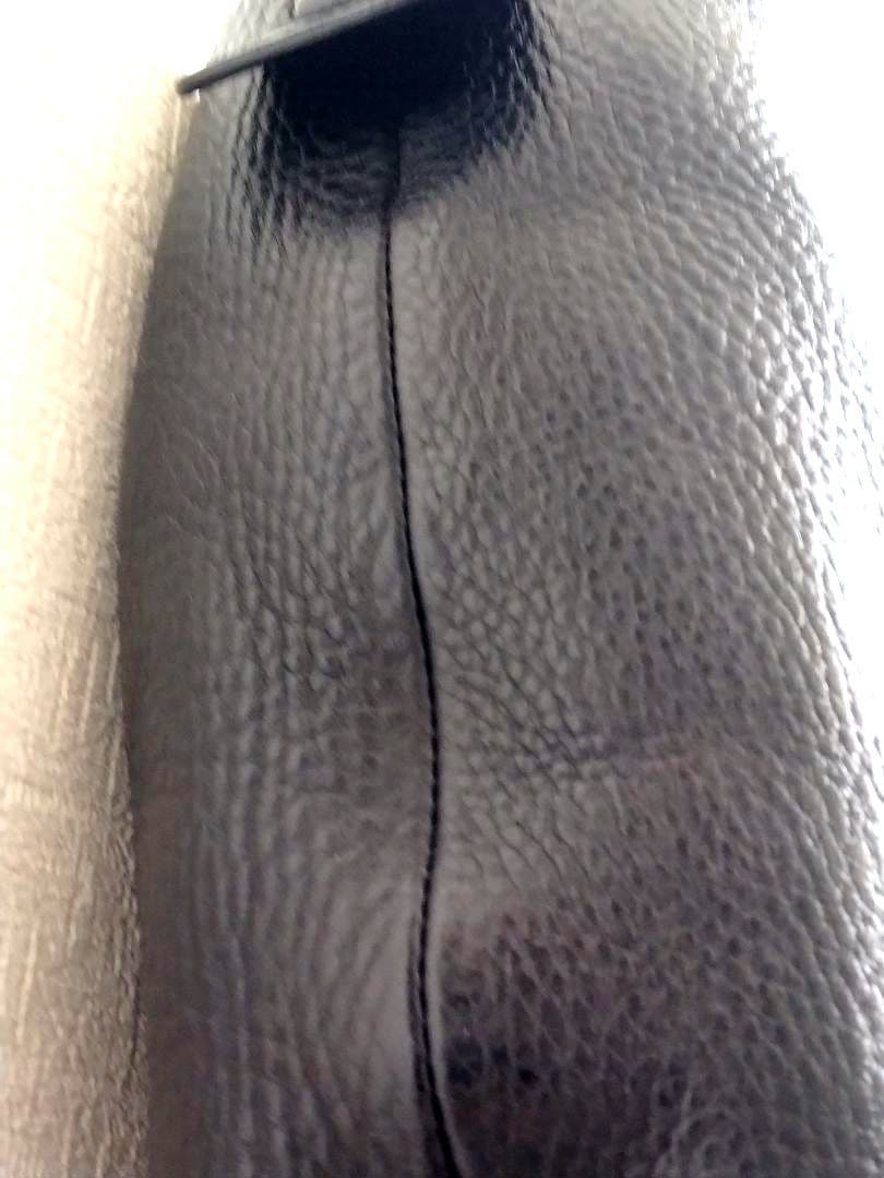 ヒロフ　レザートートバッグ