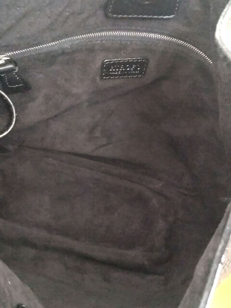 ヒロフ　レザートートバッグ