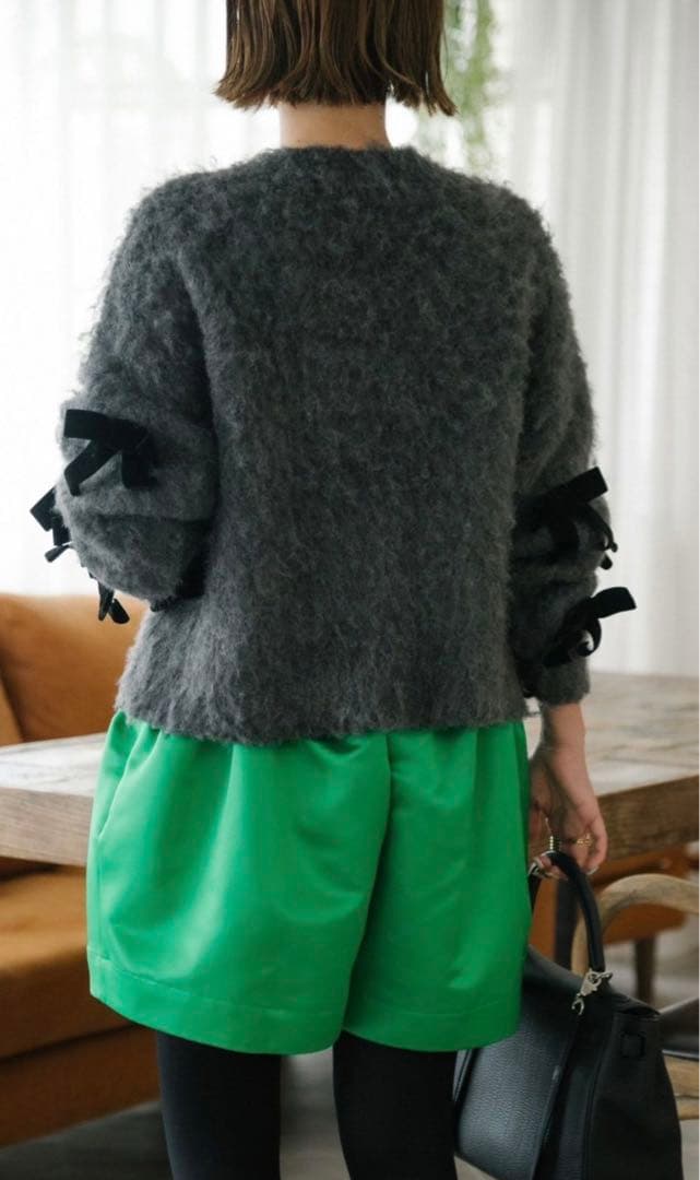 ヴェロフォンナ アキロンコラボバルーンショートパンツ グリーン新品未使用