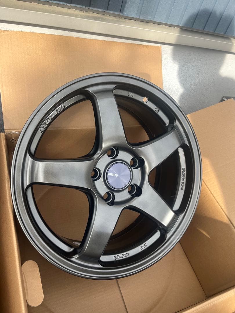 ENKEI PF05 17×7J+45 PCD114.3 4本セット