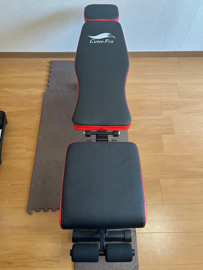 Cutee Fox トレーニングベンチ ブラック/レッド　ダンベルセット