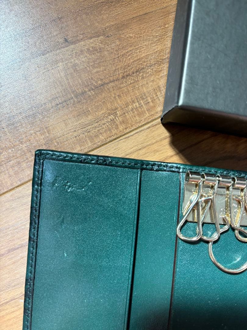 ほぼ未使用！グッチ　キーケース