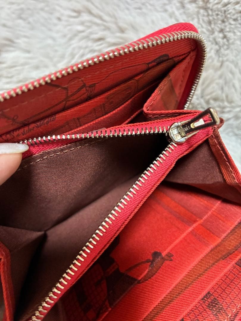 エルメス　シルクインコンパクト