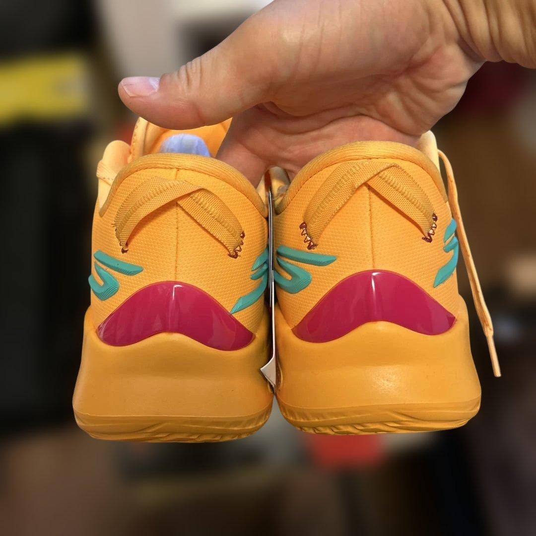 スケッチャーズバスケットボールシューズ　レザグリップ SKX RESAGRIP