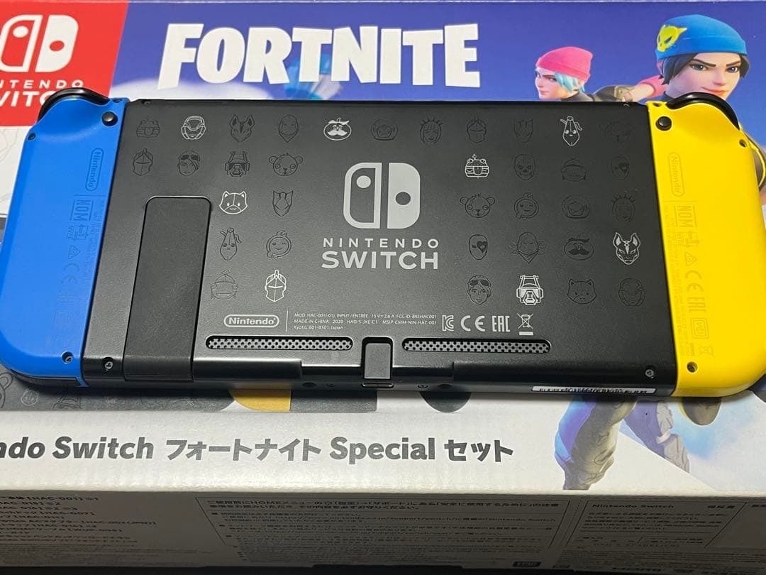Nintendo Switch Fortnite Special 本体