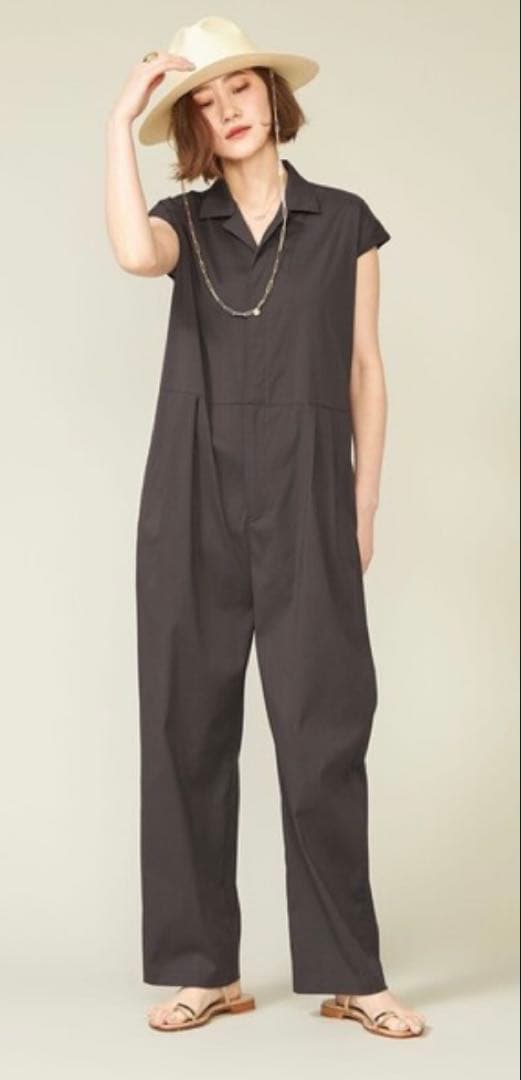 今期完売⭐︎新品タグ付き⭐︎CONTE オールインワン　辺見えみり