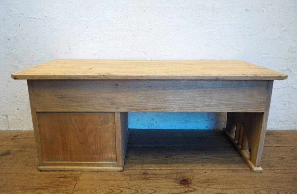 1071 アンティーク ロータイプの片袖机　テーブル　陳列台　収納棚　レトロ