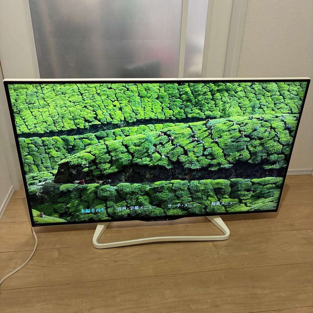 フルハイビジョンテレビ　シャープ　LC-40W35美品! ホワイト