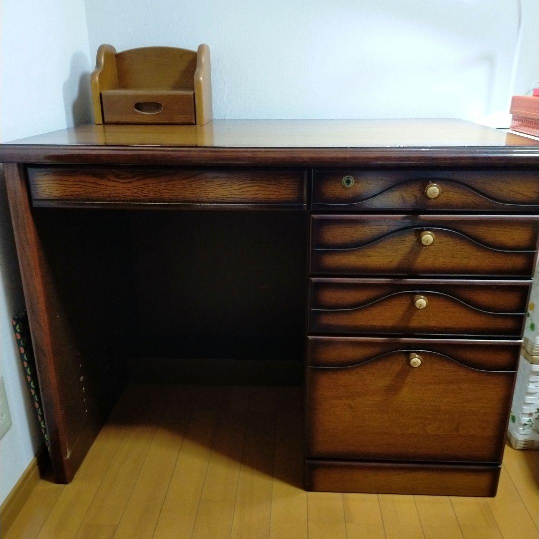 ✿イトーキ木製学習机　〜３月下旬まで