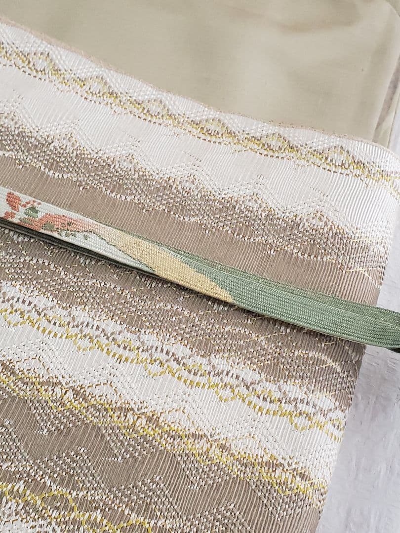 【上質カジュアル＊】洒落袋帯　ひなや　組み織り　ベージュ　白　金　　正絹