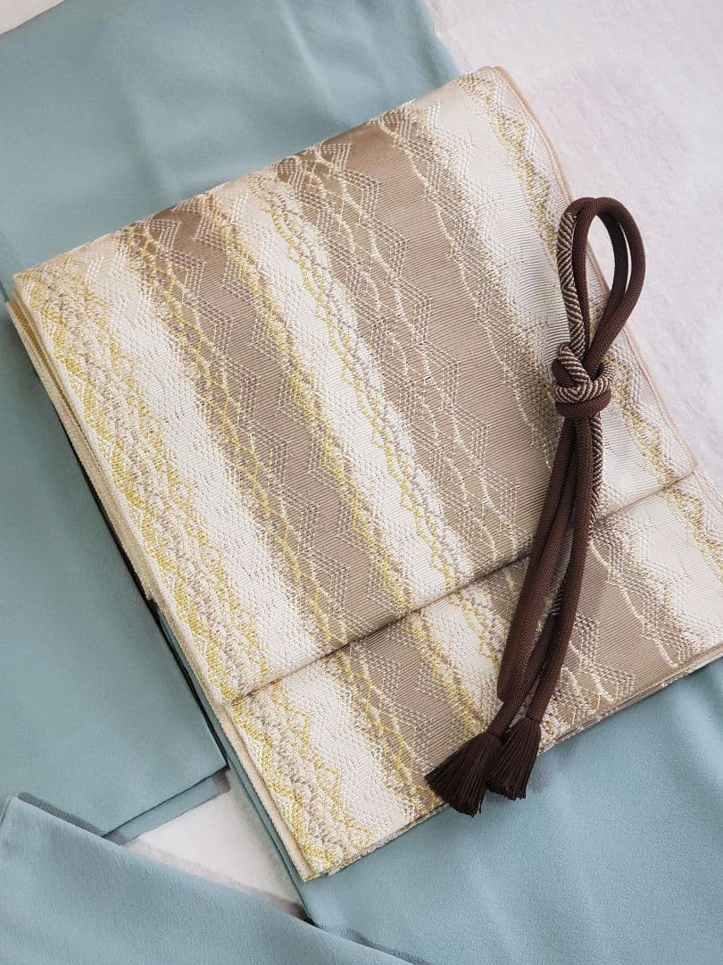 【上質カジュアル＊】洒落袋帯　ひなや　組み織り　ベージュ　白　金　　正絹