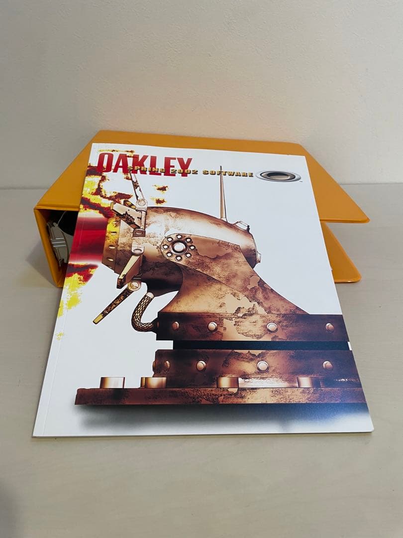 ミ*ん様 OAKLEY オークリー 非売品　セールスマン用カタログ