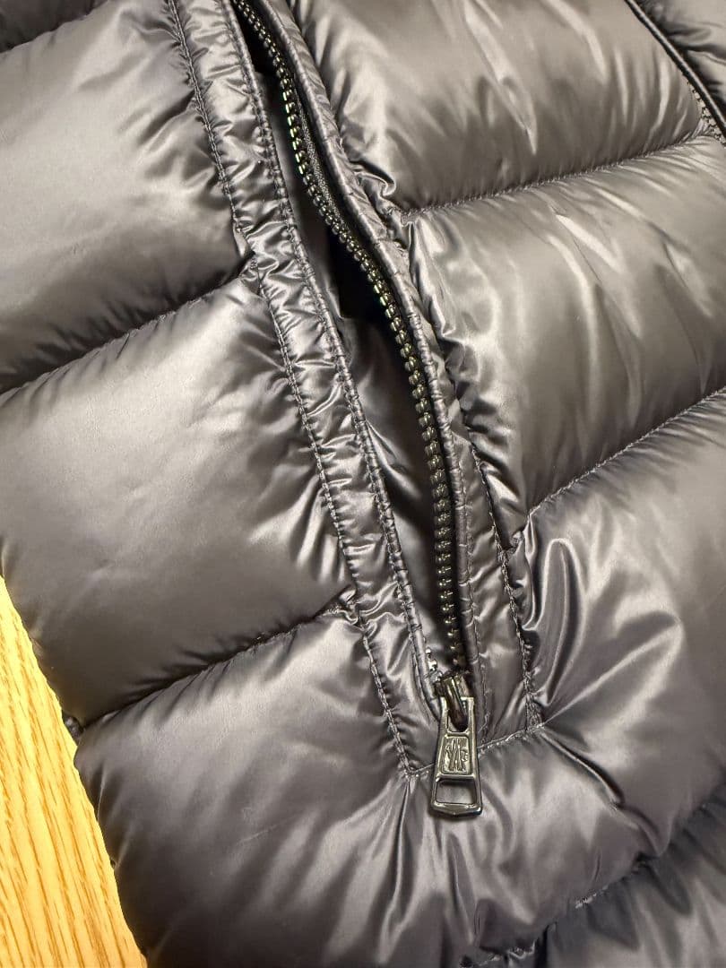 MONCLER モンクレール MONTREUIL ダウンベスト 4 ブラック