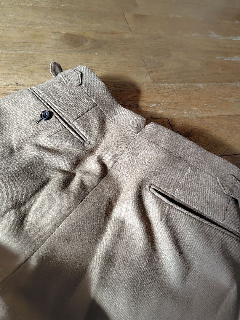 Zerbino ベージュフランネル ダブルブレストスーツ