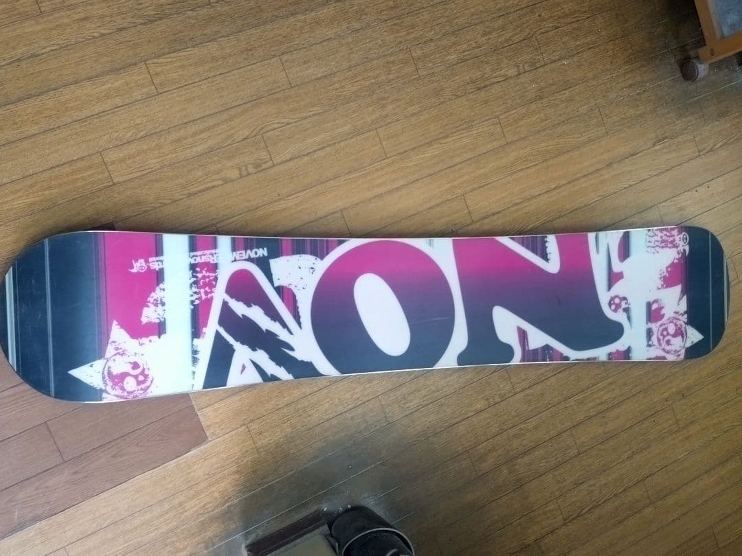 Novemberノーベンバー　アートロッカー　150