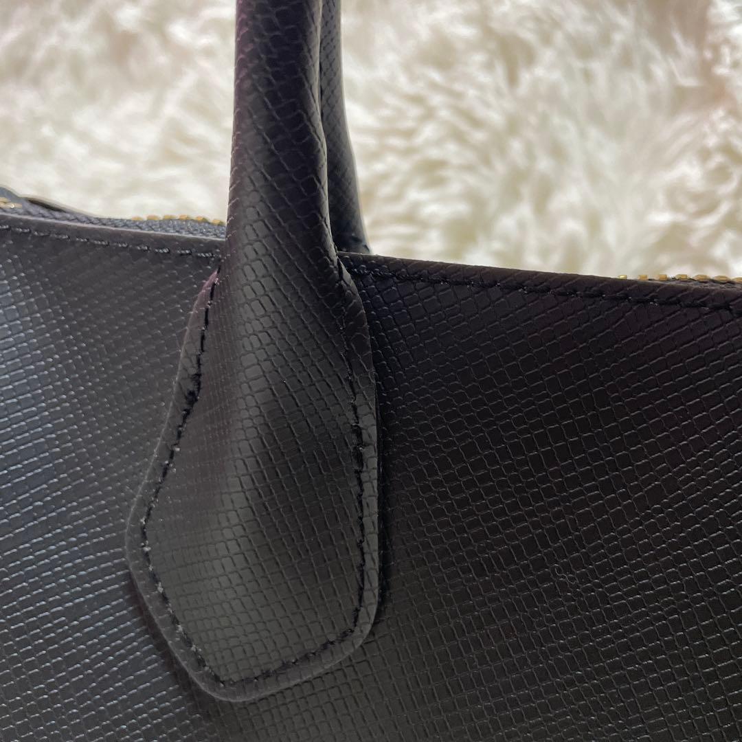 GUM スタッズ付きトートバッグ　黒×ゴールド 2WAY ショルダー