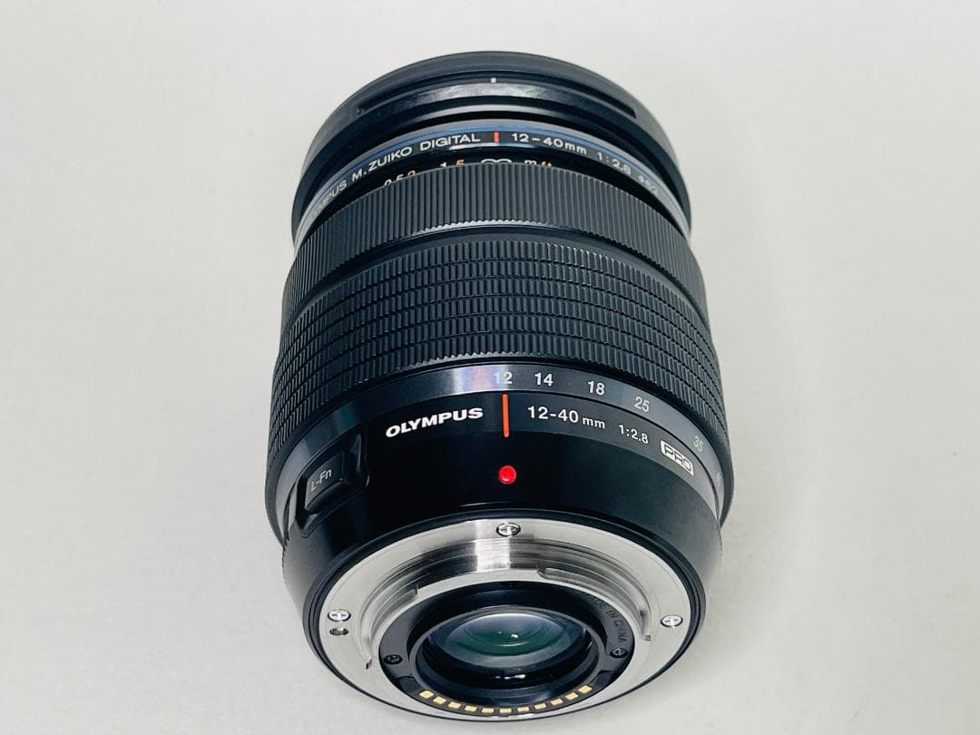オリンパス OLYMPUS M.ZUIKO 12-40mm f2.8 PRO