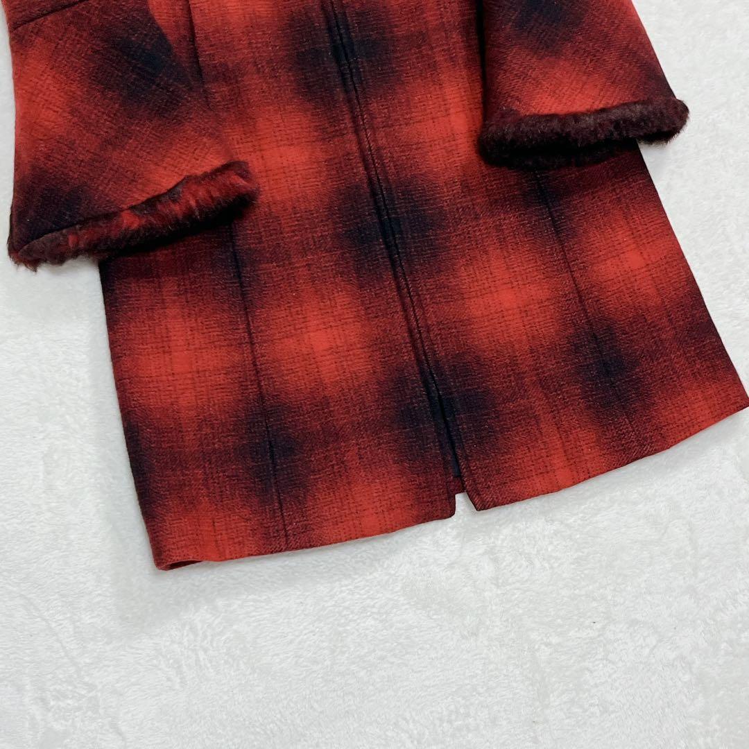 美品「ヴィヴィアン タム』オンブレチェック ファーロングコート ワインレッド