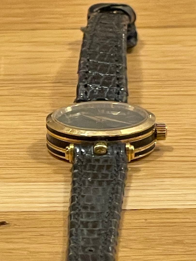 GUCCI アナログクォーツ腕時計2本セット