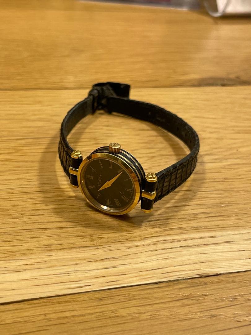 GUCCI アナログクォーツ腕時計2本セット