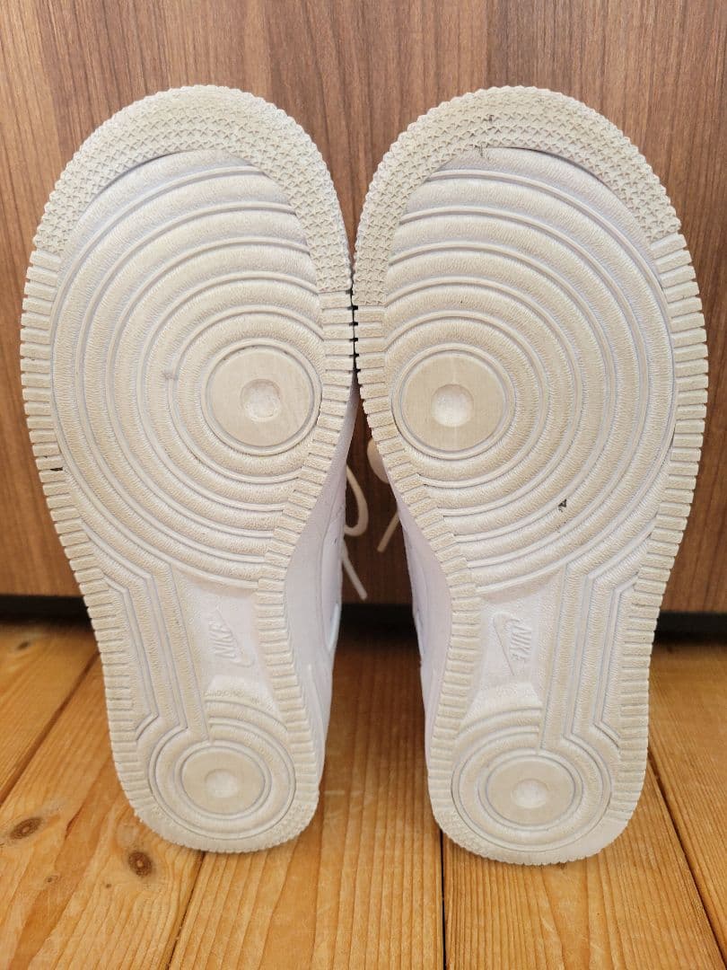 ⭐️超美品⭐️Nike エアフォース1 07 ホワイト23㎝