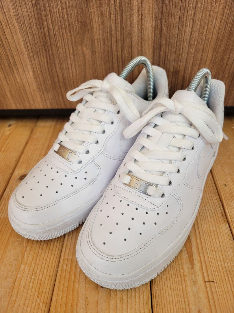 ⭐️超美品⭐️Nike エアフォース1 07 ホワイト23㎝
