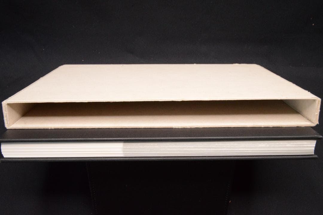 【Hedi Slimane: Berlin 7L】新品　★★大幅に値下げしました