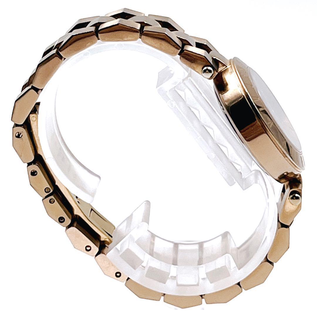 入手困難✨ ヴィヴィアンウェストウッド　デカオーブ ブラック ゴールド ラウンド