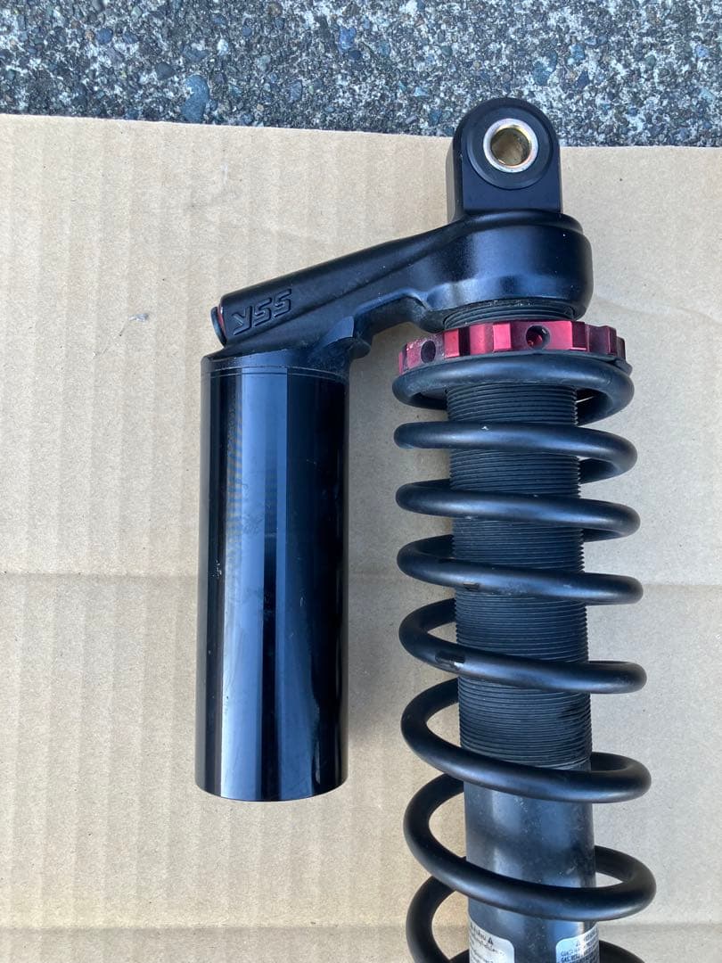 オマル　YSS G-Sport サスペンション 黒/赤　フォルツァ用