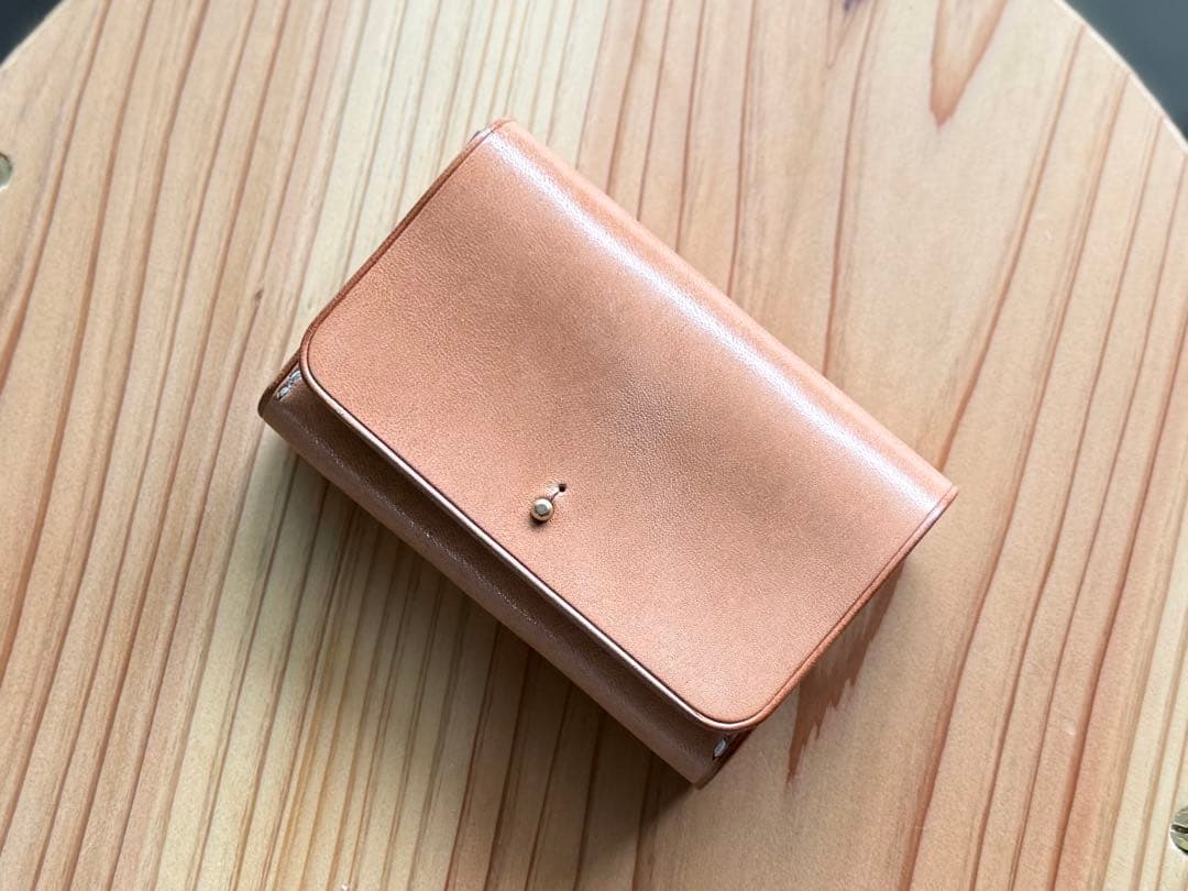 栃木レザー　折りたたみミニ財布