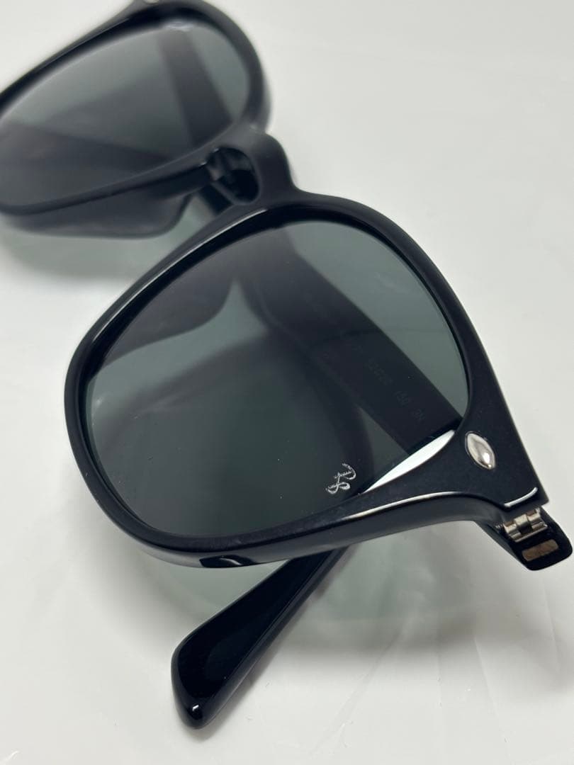 美品　正規品　RB4258-F レイバン　Ray-Ban サングラス ケース付き