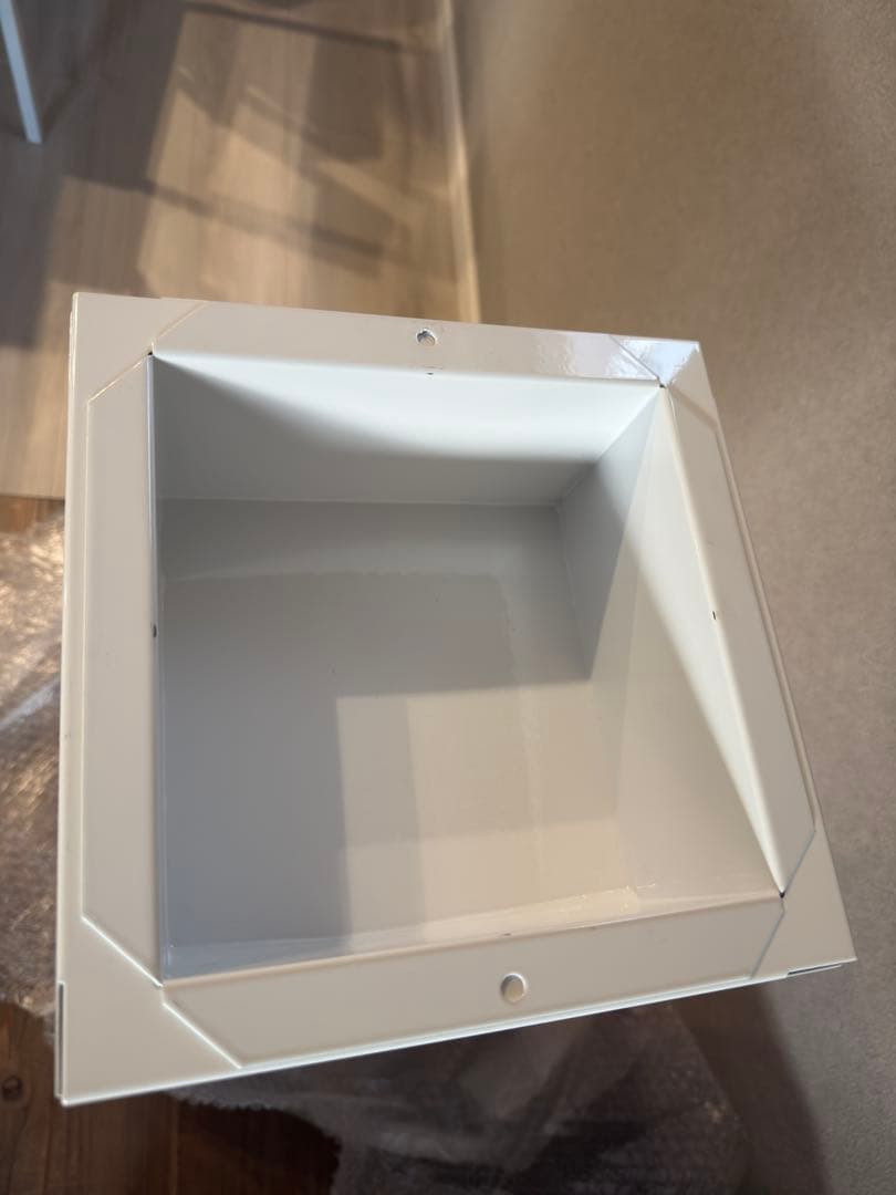 LARK スタンド型 灰皿 新品未使用