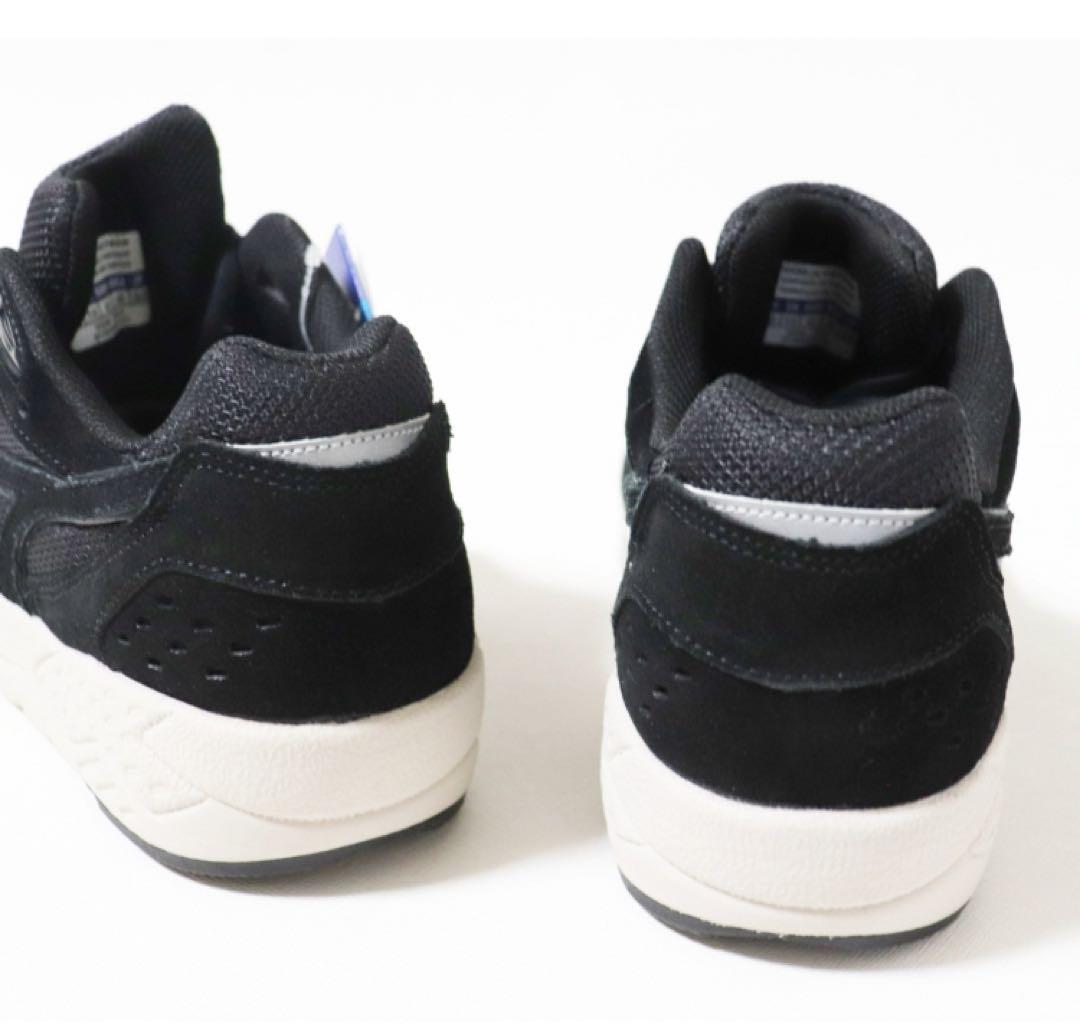 《マーガレットハウエル×ミズノ》未使用 トレーニングシューズ 24.5〜25cm