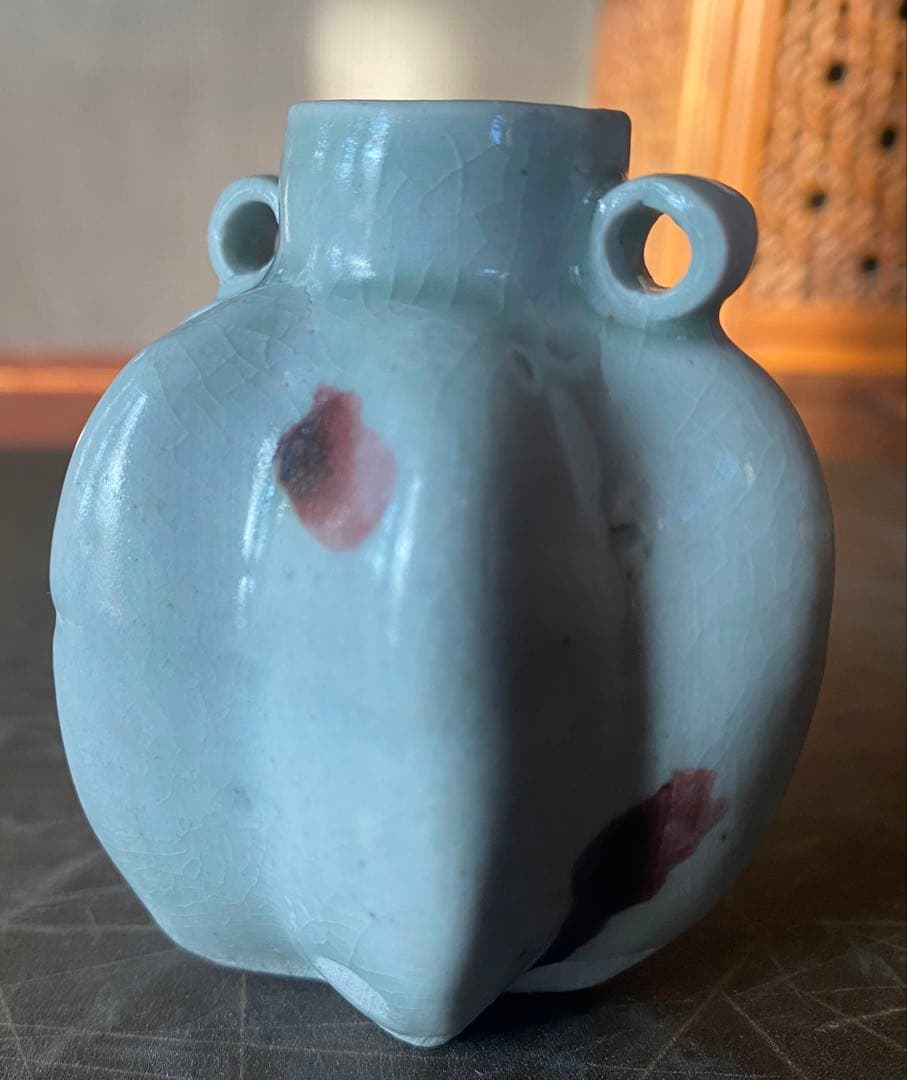 ミニ青白磁　鑑賞台付 ・ヴィンテージ　レア 一輪挿し・ミニ観葉植物　台湾茶器