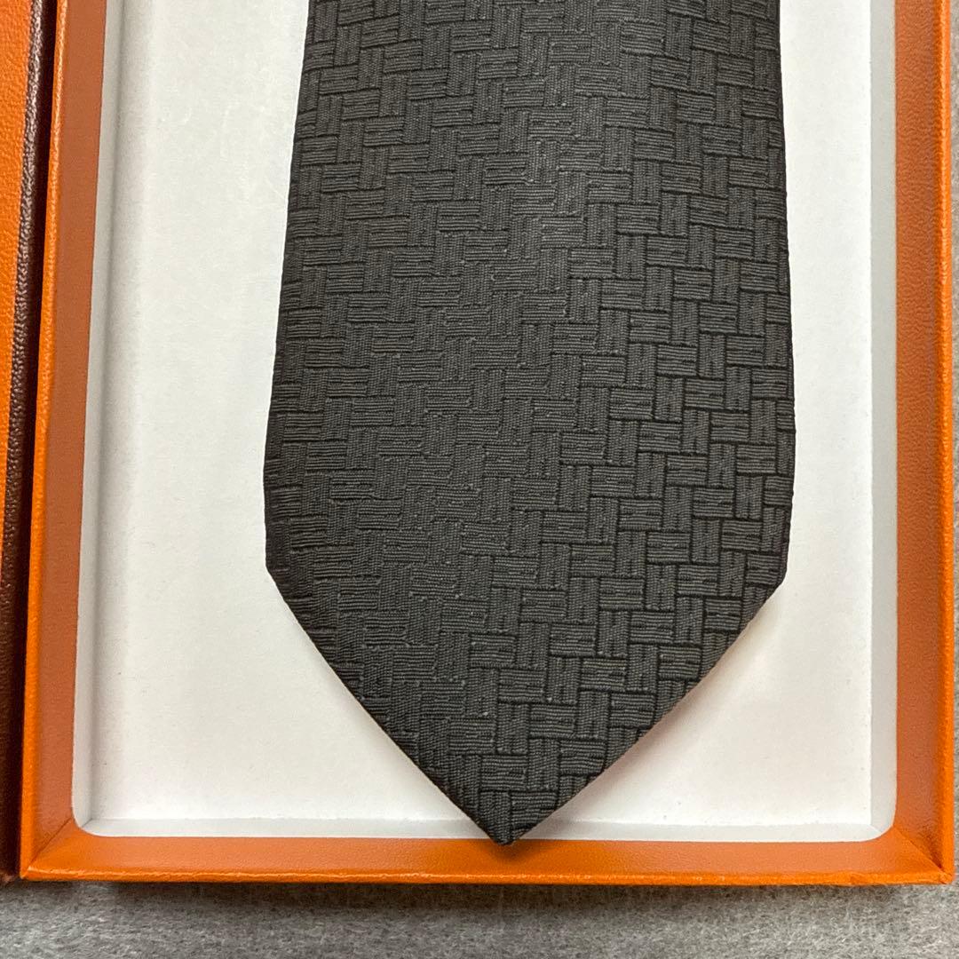 エルメス　ネクタイ　グレー　H柄H織ファソネ