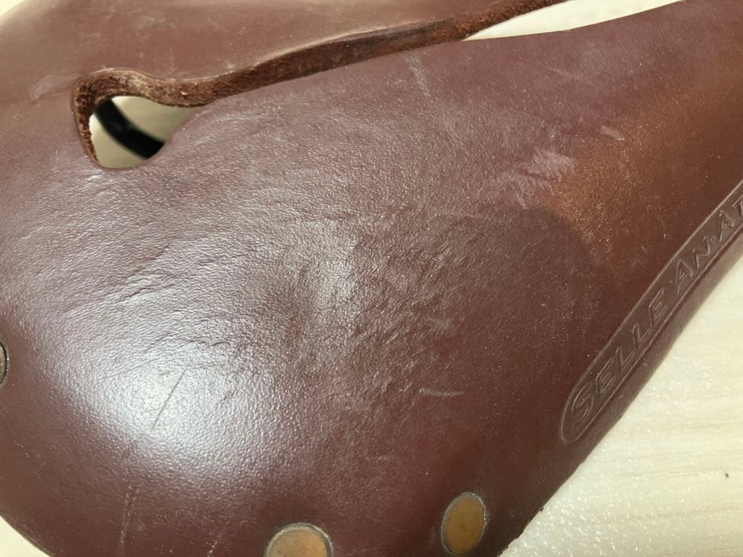 レザーサドル　セラアナトミカ　タイタニコ