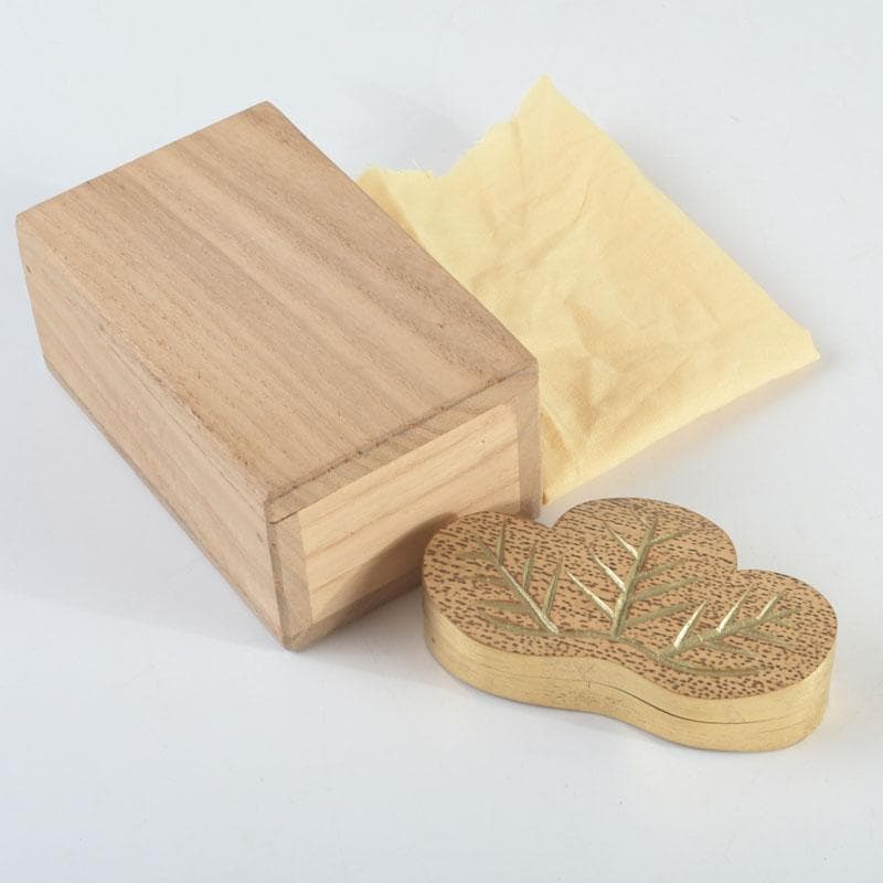 marimo　茶道具　雅象作　古竹内黒柿金塗　松竹香合　共箱　V　9490