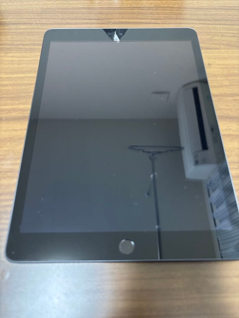 Apple iPad 第7世代　128GBスペースグレー 本体