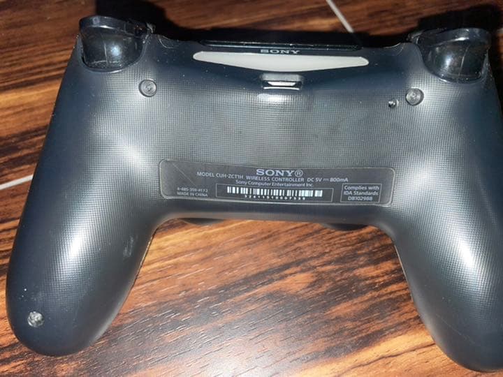 ソニー　ps4 CUH ー1106A