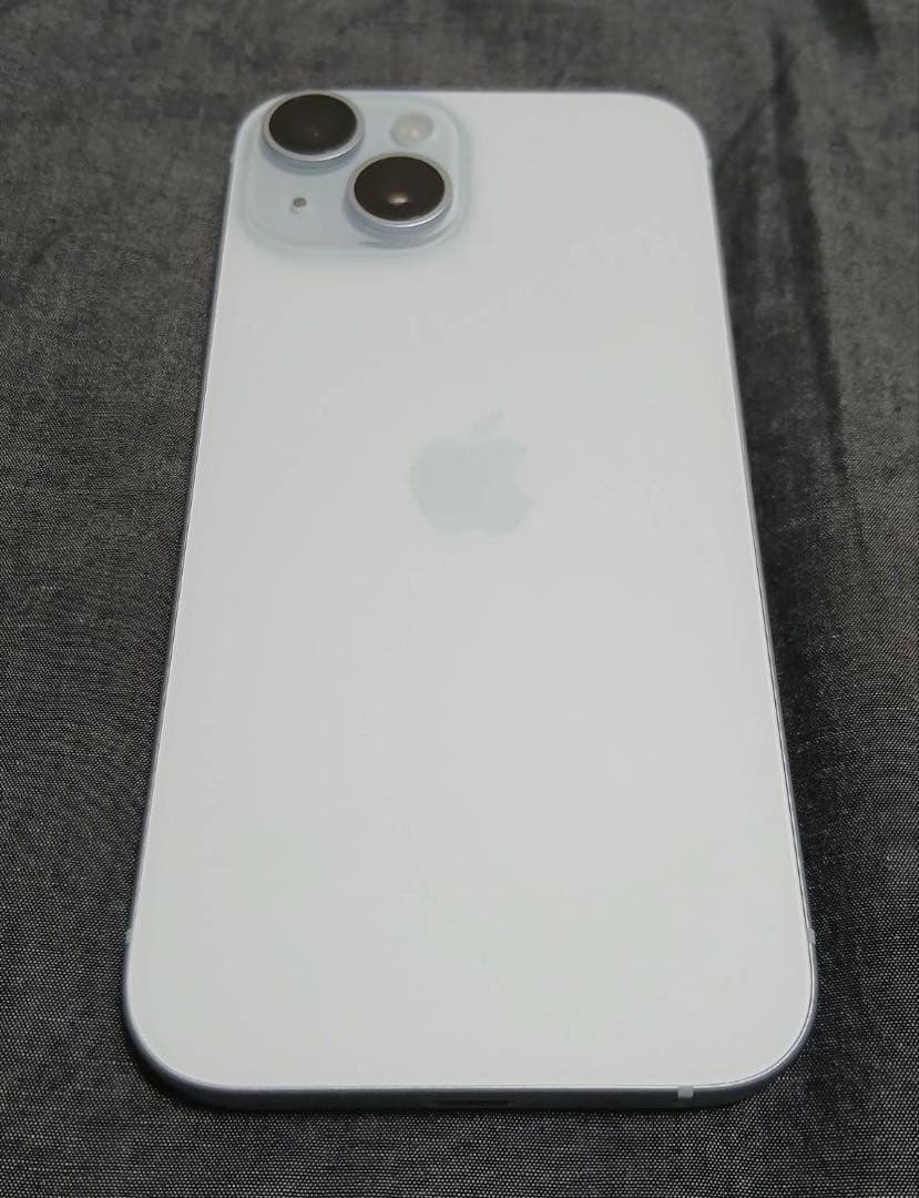 Apple iPhone 15 本体 箱付き　美品　依頼で値下げ中