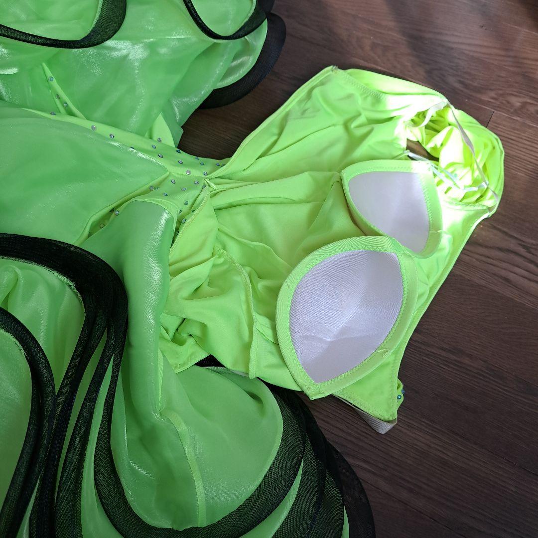 社交ダンス　ラテン蛍光イエローグリーンドレス　チョーカースワロフスキーベルト付き