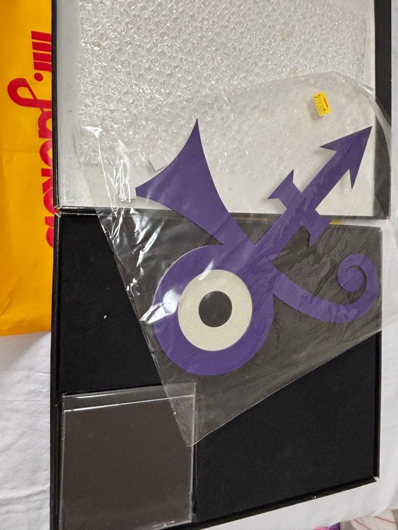 Prince CD 紫色シンボルデザイン　外装一部剥がれ有り