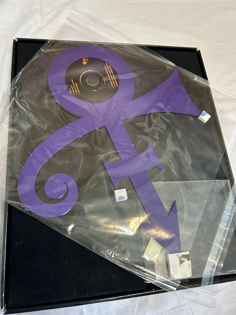 Prince CD 紫色シンボルデザイン　外装一部剥がれ有り