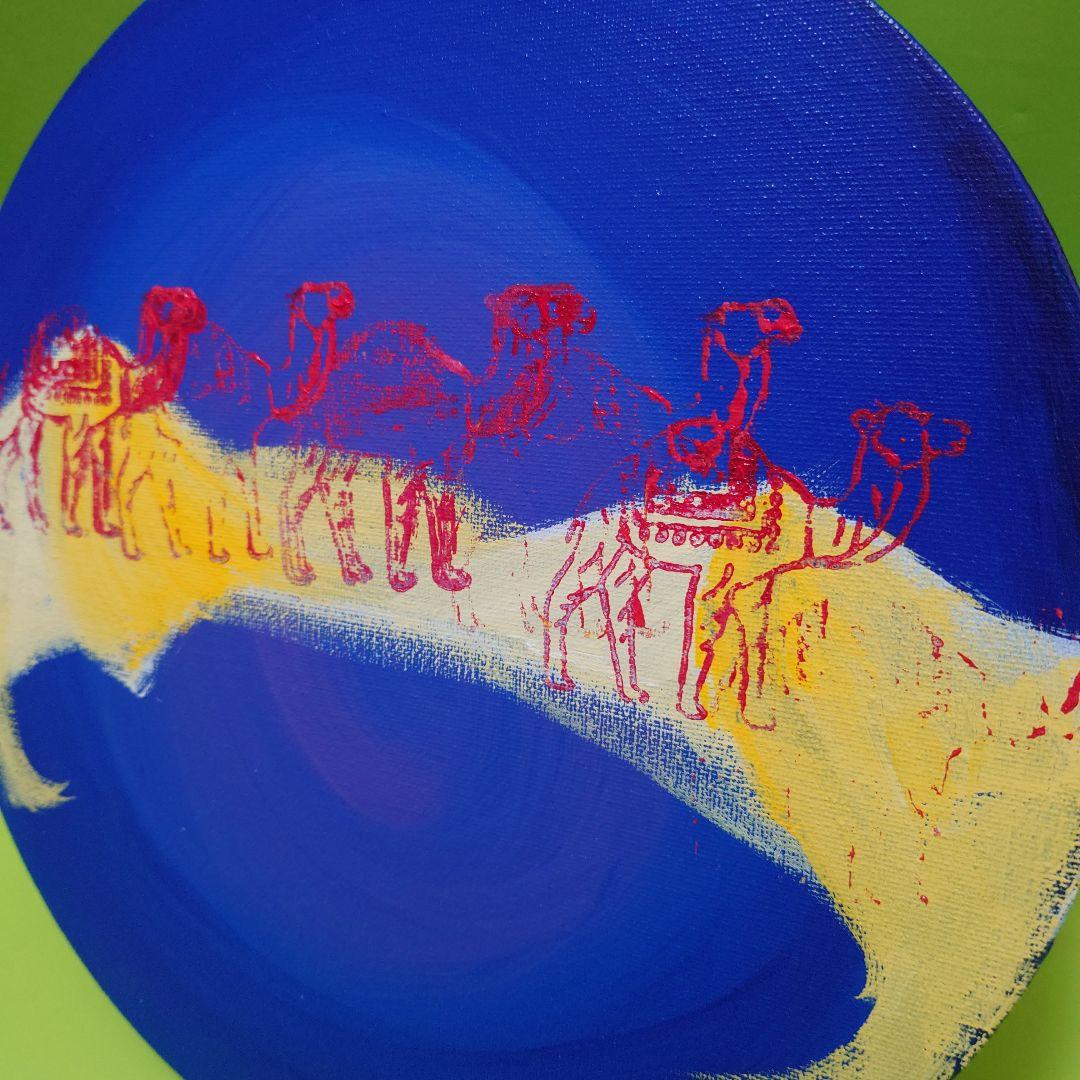 ラクダのアクリル画 円形 30cm