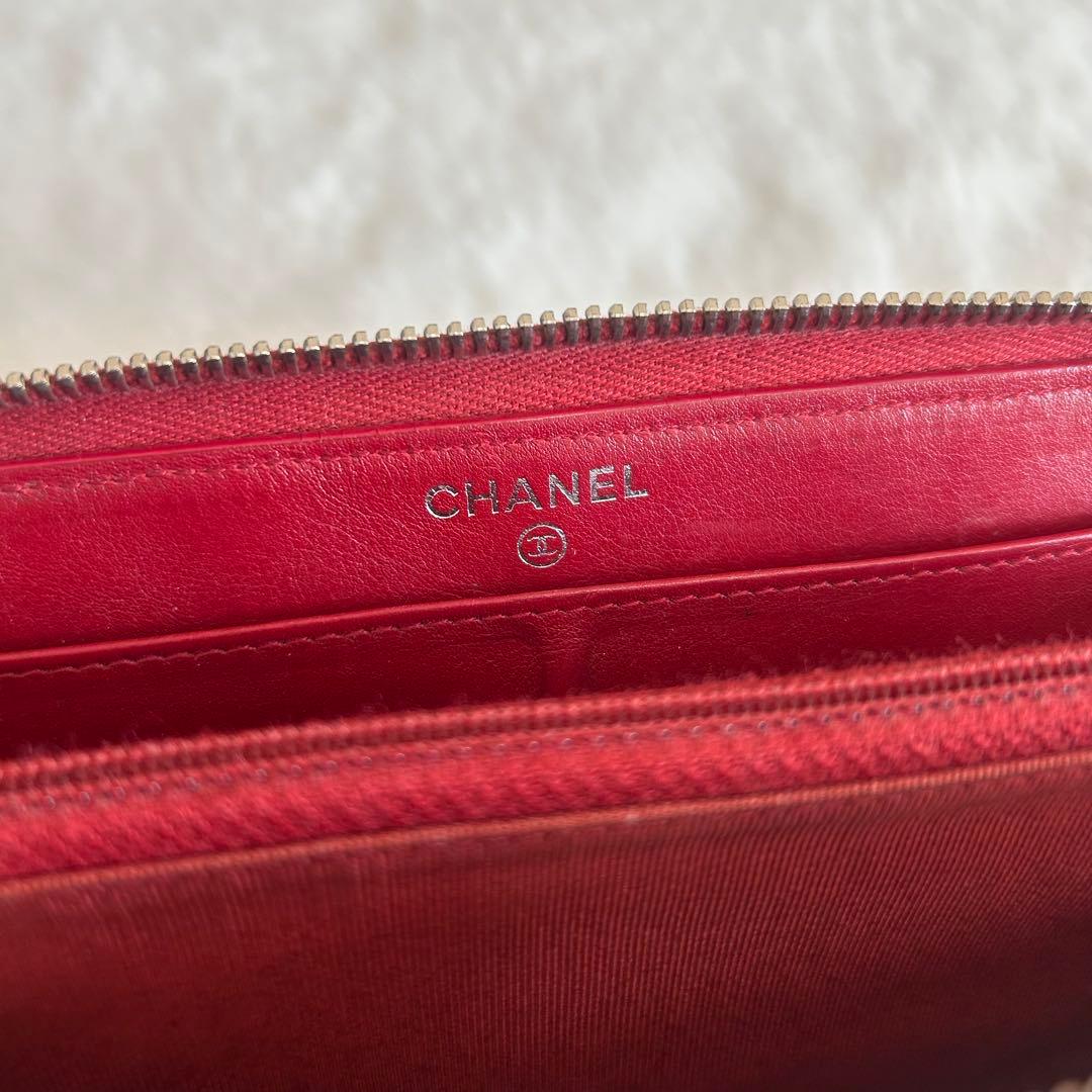 シャネル️　マトラッセ　ラウンドジップ 　ラムスキン　長財布 　レッド　ココマーク