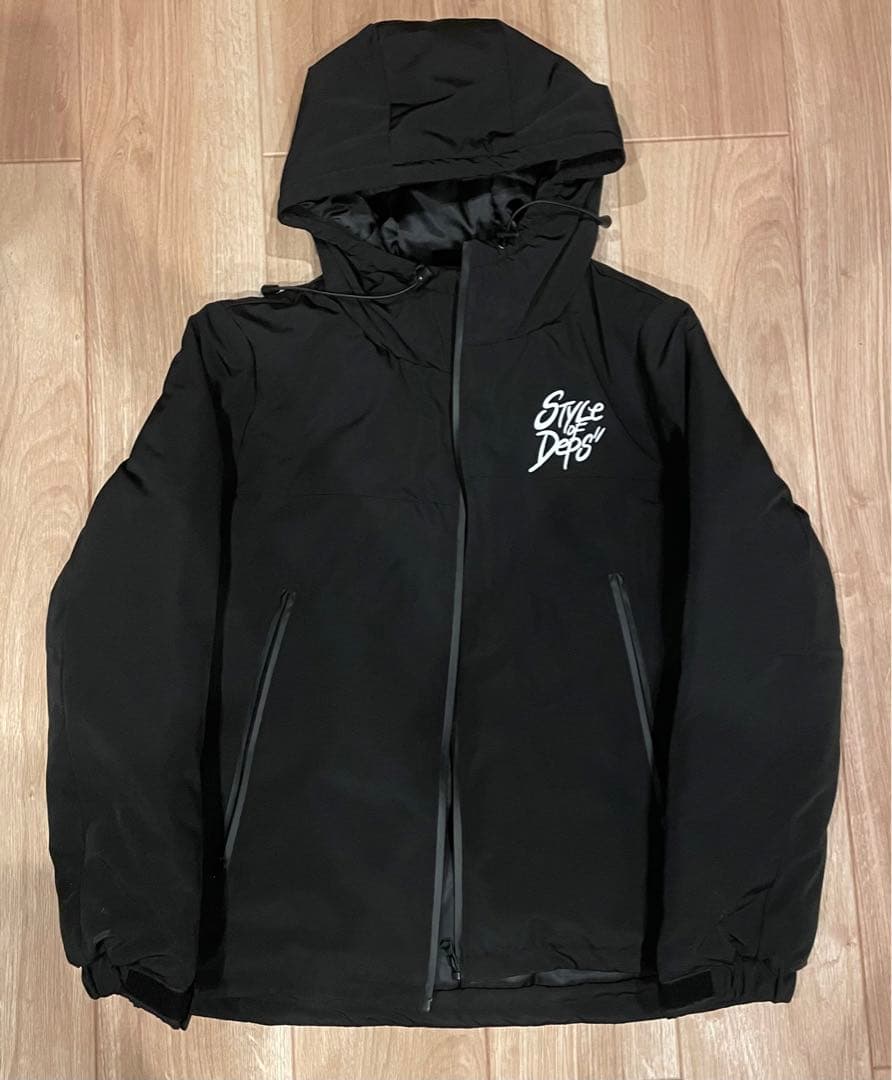 美品！試着のみ！デプス マウンテンダウンジャケット