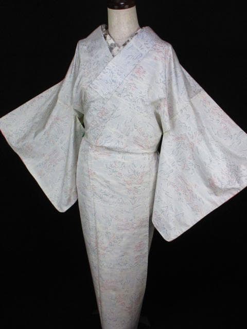 新古品！白大島紬＊７マルキ＊本場大島紬＊楼閣山水＊着物＊１６４ｃｍ＊裄６７
