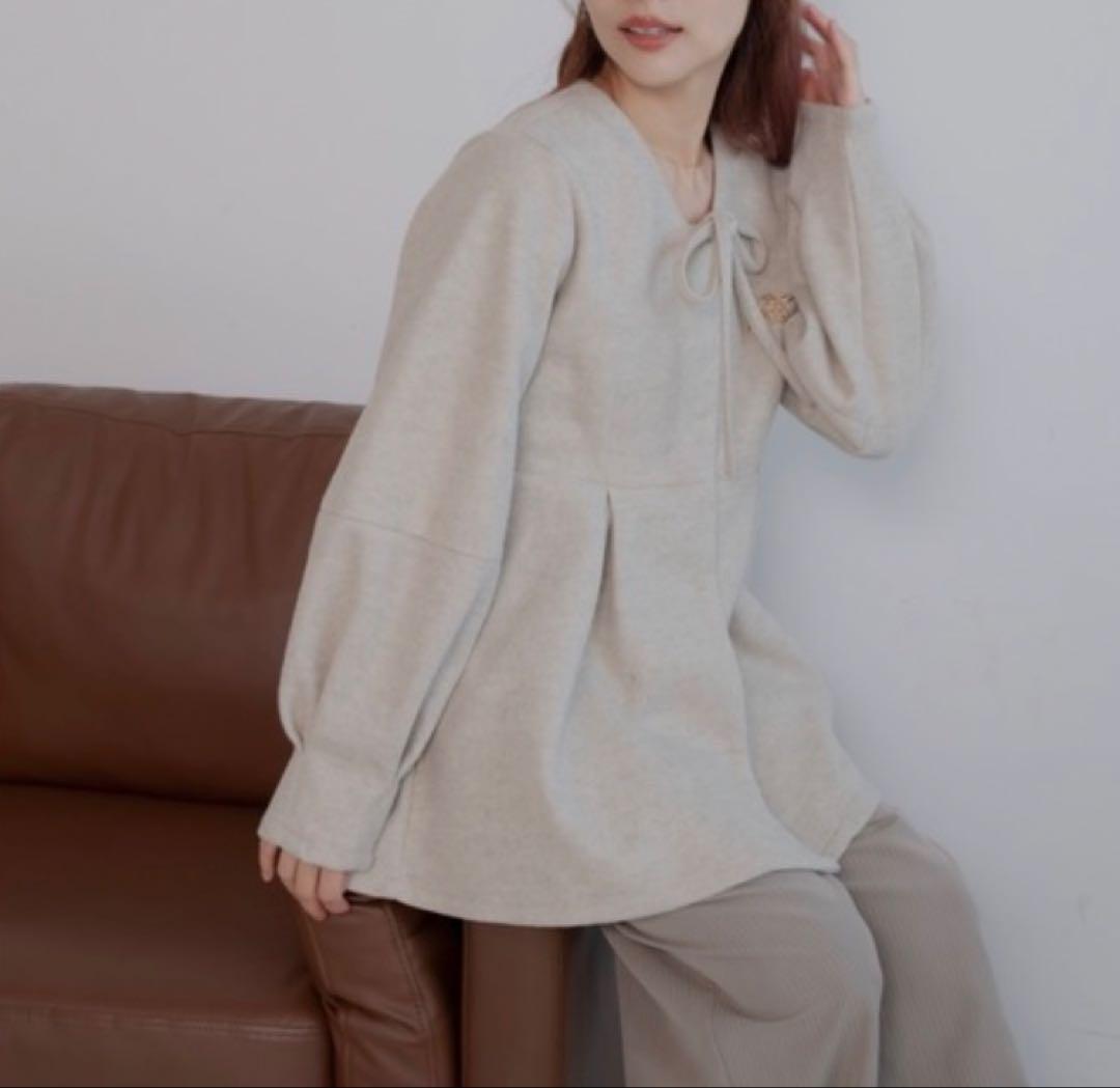 jumelle メルトンへプラムトップ　ノーカラージャケット ベージュ